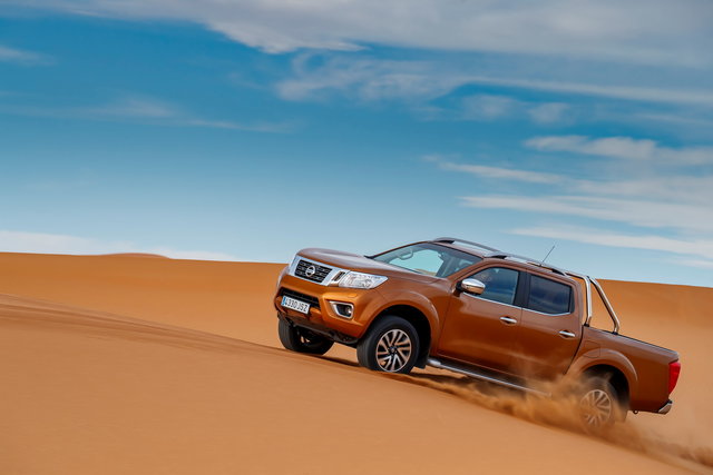 nissan navara 2016 17