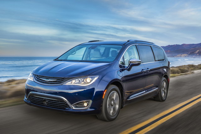 chrysler pacifica hybrid 15