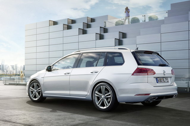 volkswagen golf 2017 station wagon 3