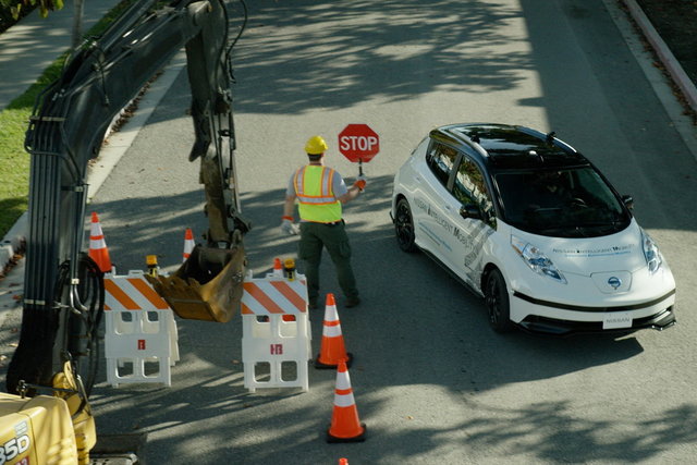 nissan ces 2017 guida autonoma 2
