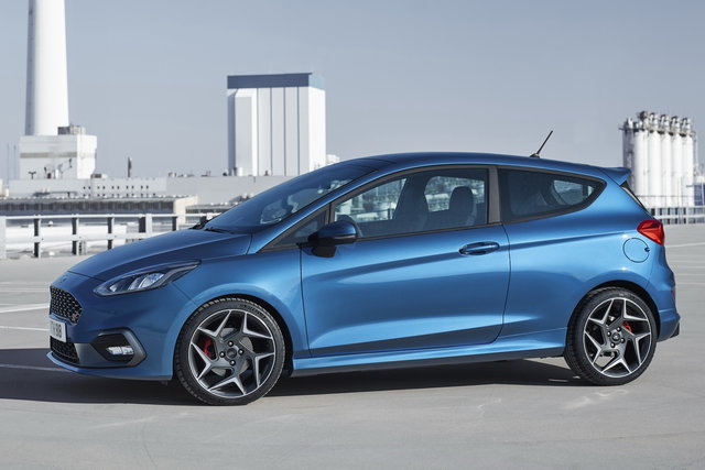 ford fiesta st 2017 13