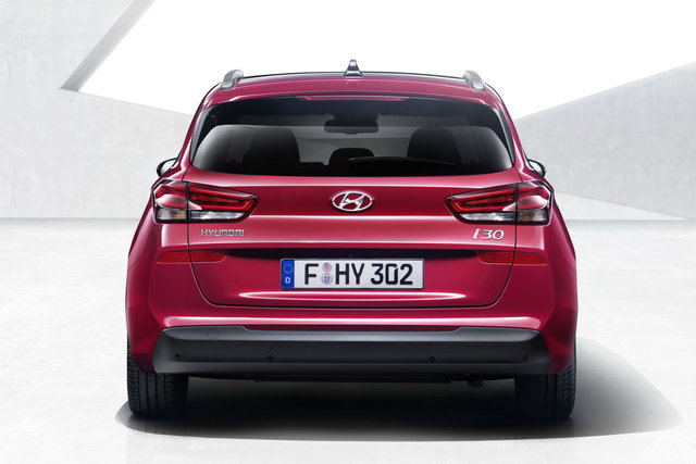hyundai i30 wagon 2017 11