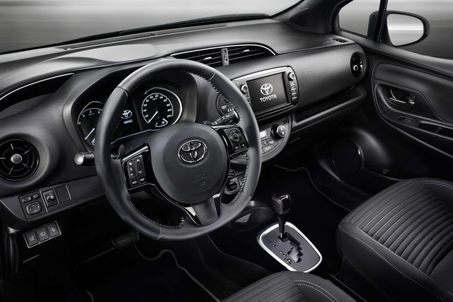 toyota yaris restyling 2017 5