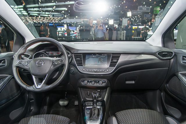opel crossland x 2