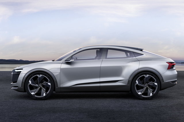 audi etron sportback concept 2017 09