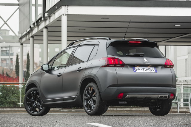 peugeot 2008 black matt 06