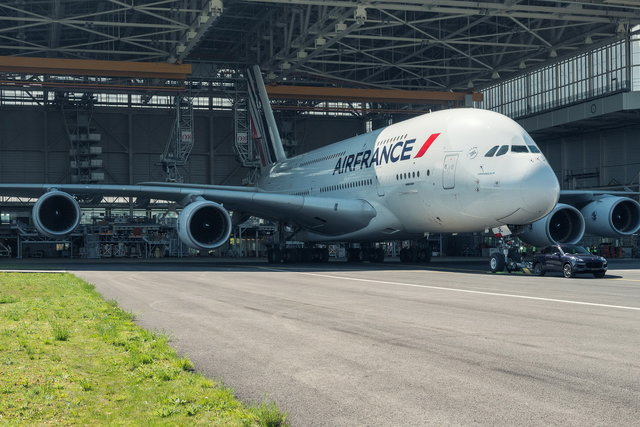 porsche cayenne airbus a380 3