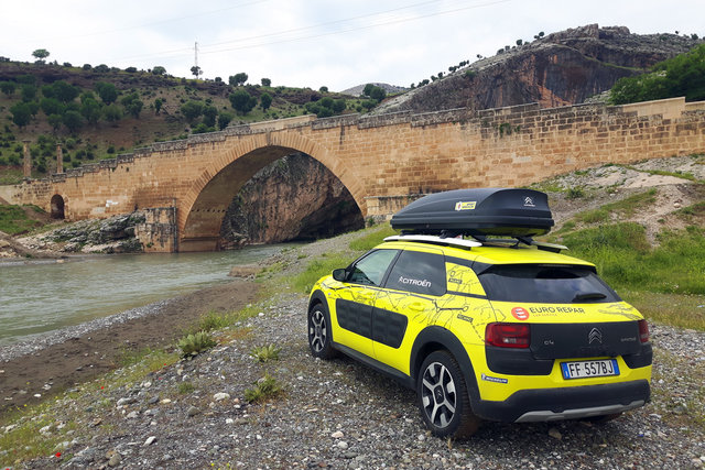 citroen c4 cactus avventura gialla 2017 05
