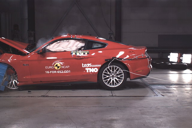 crash test euro ncap 2017 07 38