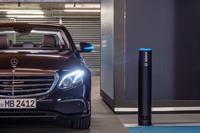 mercedes bosch parcheggio automatico 04
