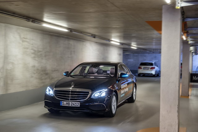mercedes bosch parcheggio automatico 07