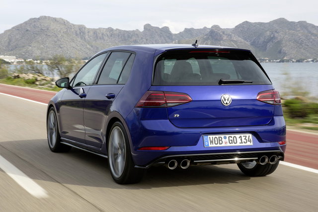 volkswagen golf r 2017 09