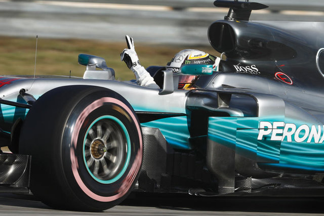 em139217 1700 1280x544