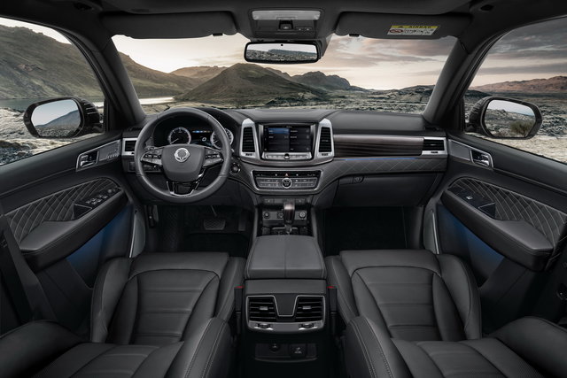 ssangyong rexton 2017 10 01