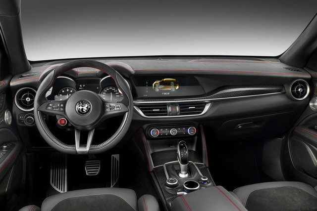 alfa romeo stelvio quadrifoglio 2017 11 1