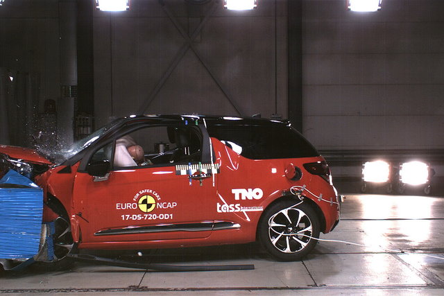 crash test euro ncap 2017 12 12