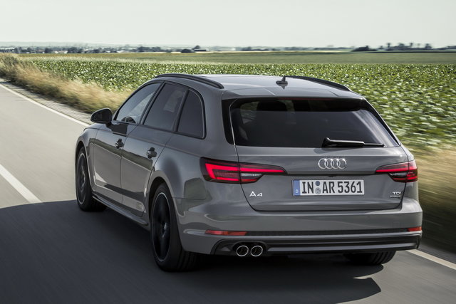 audi a4 s line black 02