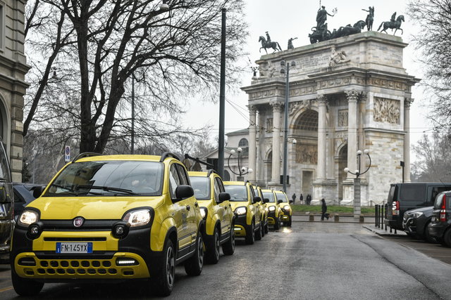 fiat panda rovazzi 16