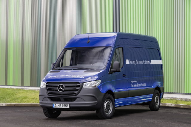 mercedes sprinter 2018 4 01