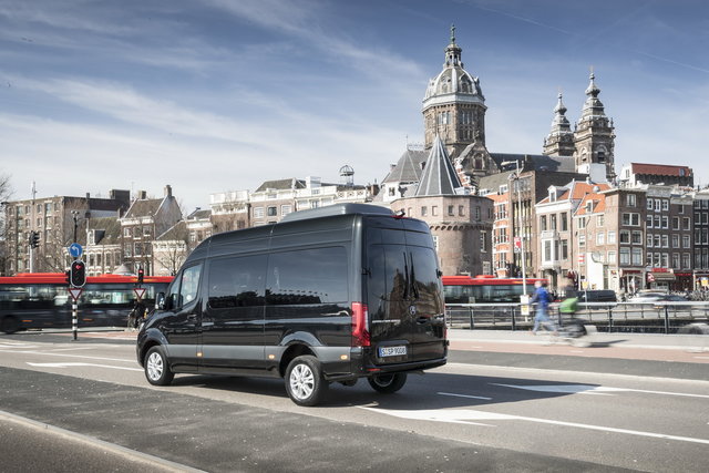 mercedes sprinter 2018 4 06