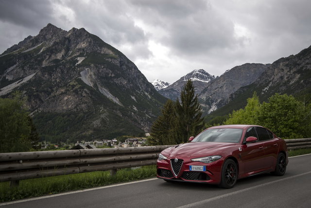 alfa romeo stelvio cup 2018 03