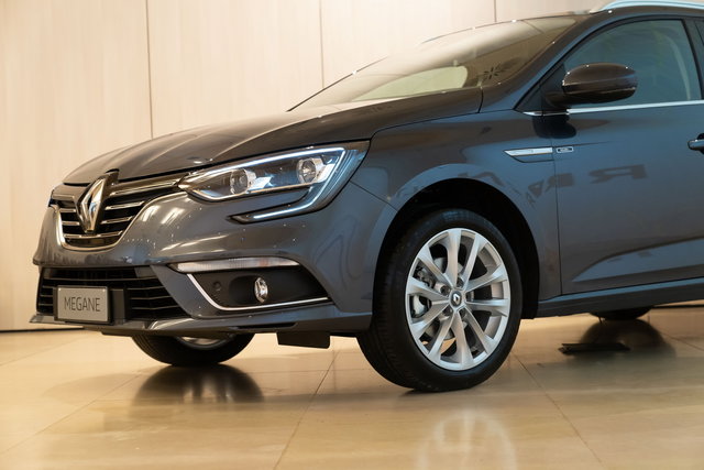 renault megane duel 2018 05 10