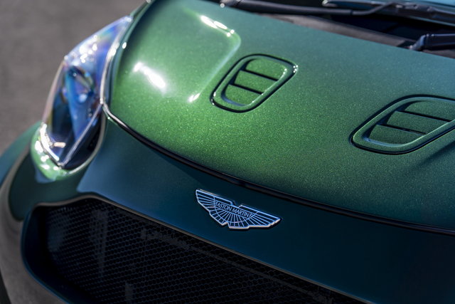 aston martincygnet v8 2018 06
