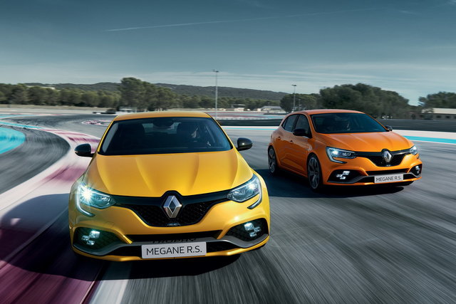 renault megane rs trophy 2018 07 11