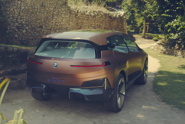 bmw vision inext 2018 09 24