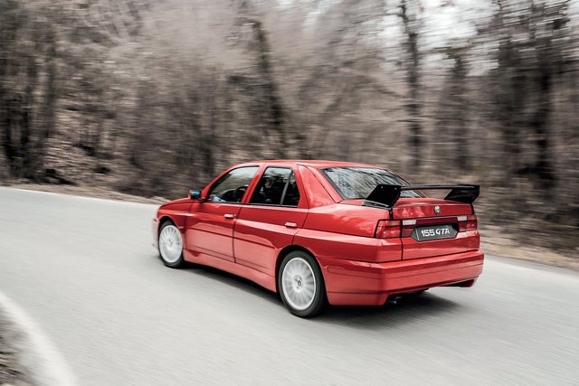 alfa romeo 155 gta stradale 1993 4