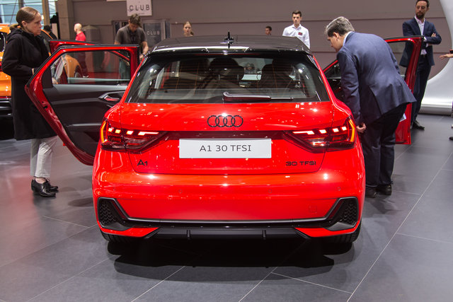 audi a1 sportback parigi 2018 4