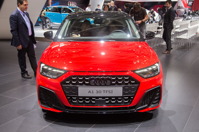 audi a1 sportback parigi 2018 5