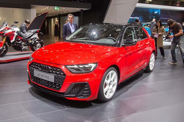 audi a1 sportback parigi 2018 6