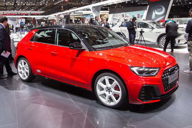 audi a1 sportback parigi 2018 8