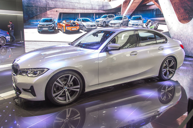 bmw serie 3 parigi 2018 4