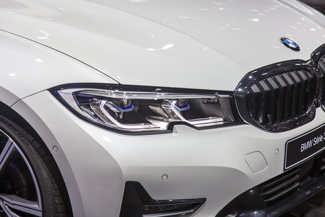 bmw serie 3 parigi 2018 9
