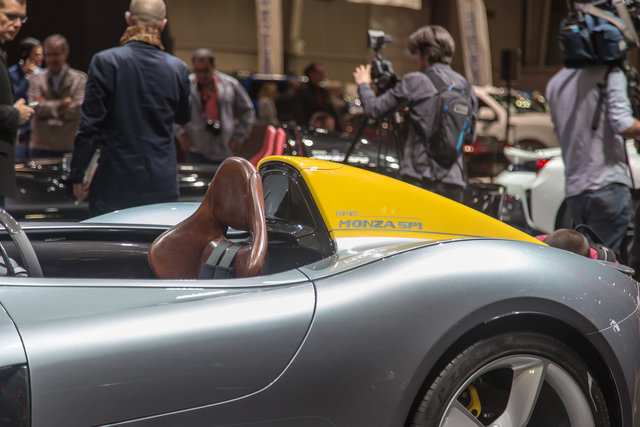 ferrari sp1 monza parigi 2018 4