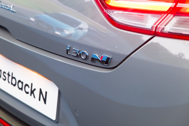 hyundai i30 fastback n parigi 2018 7
