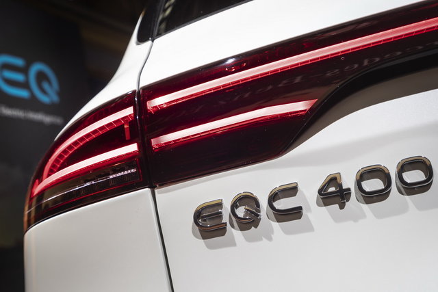 mercedes eqc parigi 2018 08