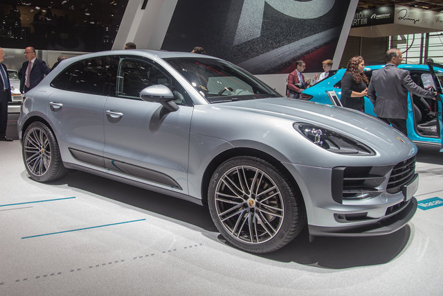 porsche macan parigi 2018 2