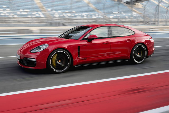 porsche panamera gts 08