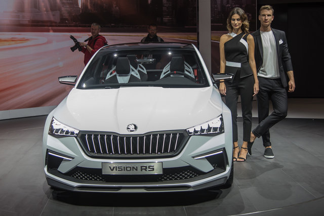 skoda vision rs parigi 2018 8
