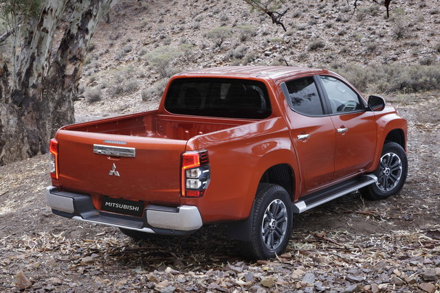 mitsubishi l200 restyling 2018 11 06