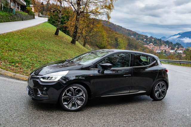 renault clio moschino 14
