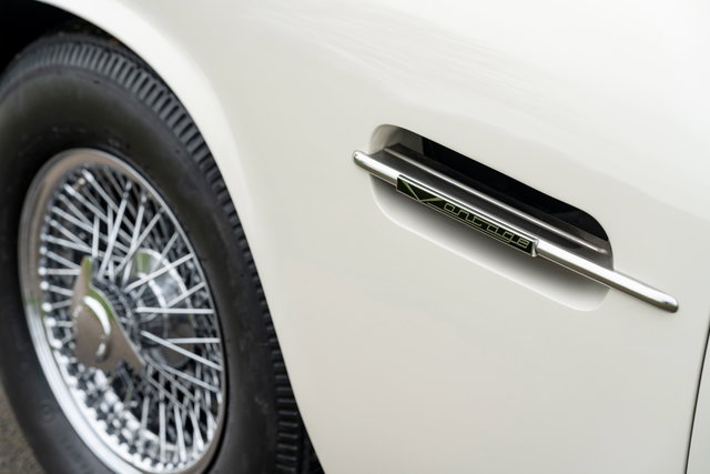 aston martin db6 elettrica 09