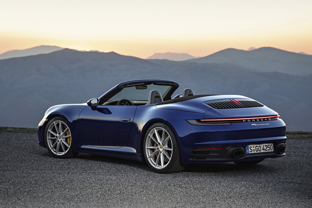 porsche 911 cabriolet 2019 11