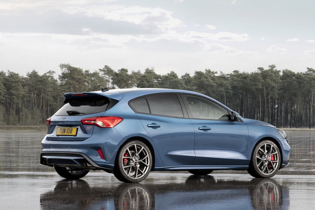 ford focus st 2019 05