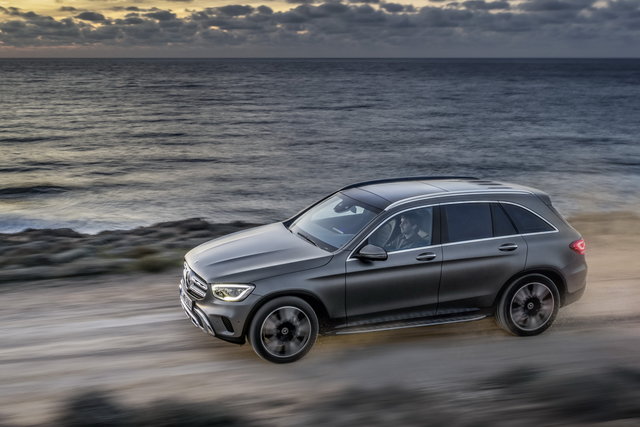 mercedes glc restyling 2019 01