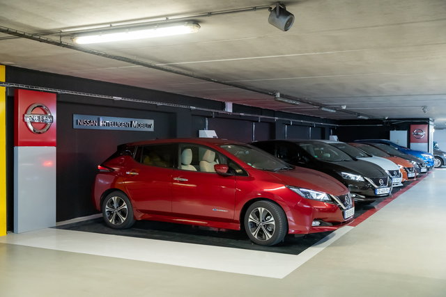 concessionaria nissan city hub leaf 17