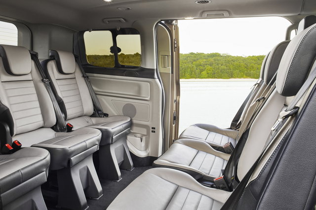 ford tourneo custom 2019 7
